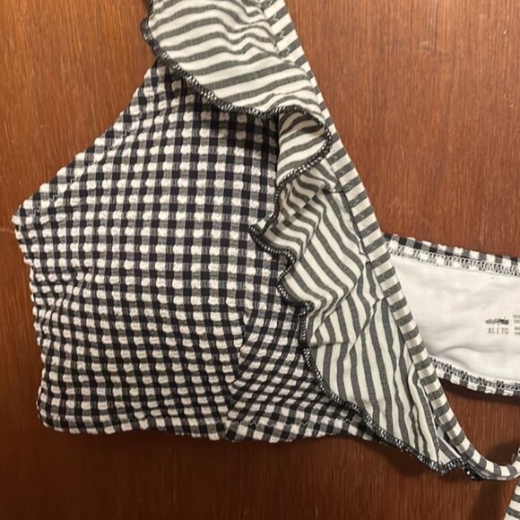 NWOT Aerie Scoop Bikini Top - Picture 2 of 4